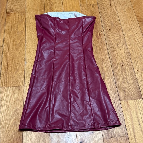 SHEIN Strapless Wine Red Dress - Picture 2 of 2